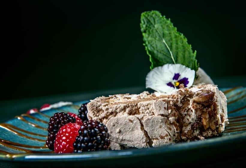 فندق Grand Café Goejje