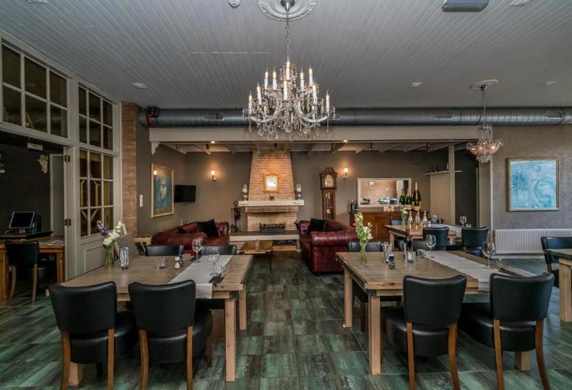 ホテル Restaurant Van Der Weijde