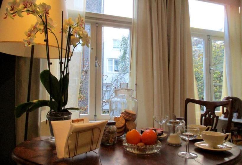 Bed and Breakfast Miss Jordaan For Quiet Travellers