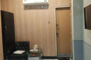 پانسیون Glorious Guest House &
