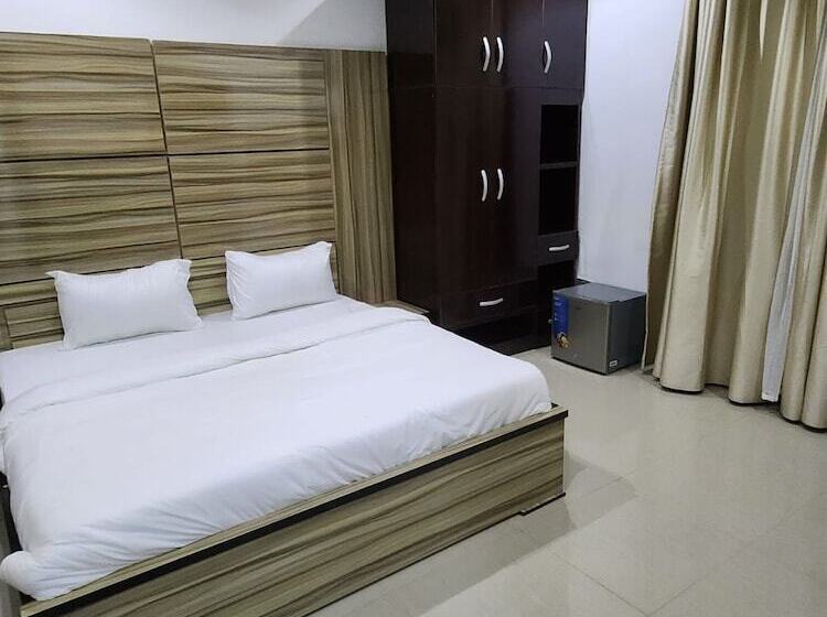 هتل Cozy Residence Abuja