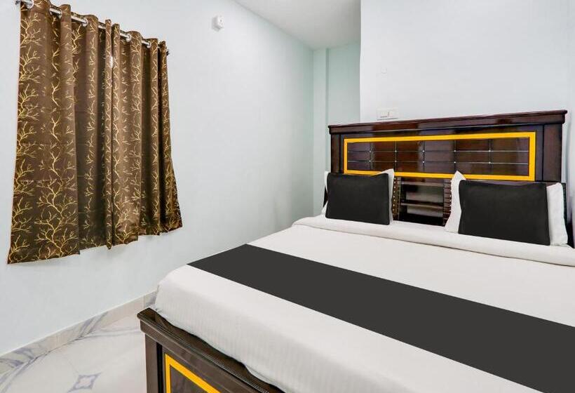 Oyo Hotel Eashan Inn