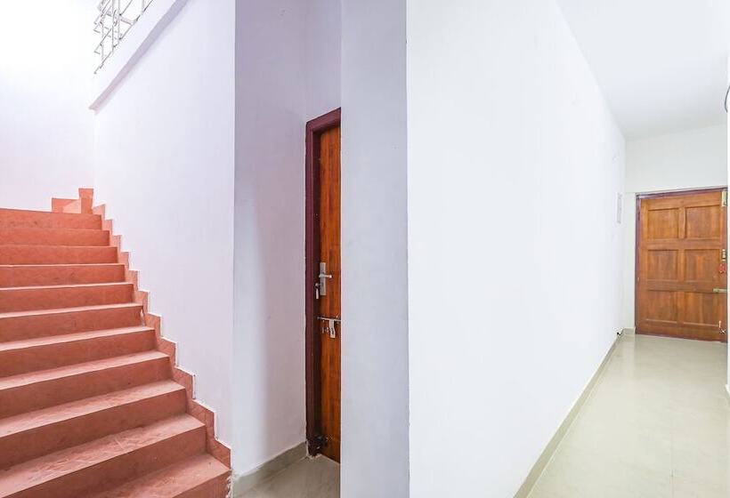 בית מלון כפרי Fabexpress Kovalam Residency