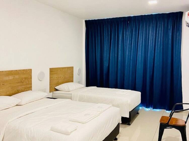 בית מלון כפרי Big Tree