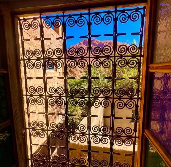 هتل Maison D Hôte Riad Todra