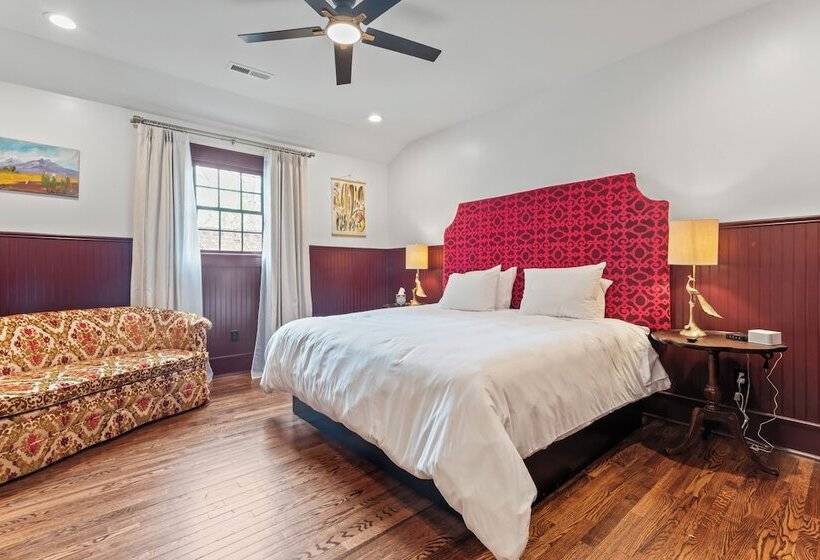 צימר The Opal And West House