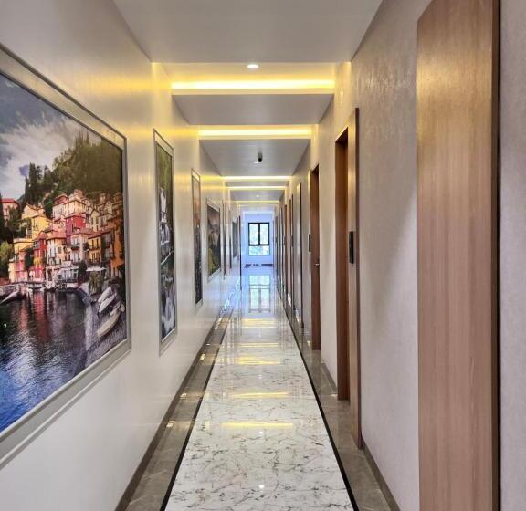 بنسيون Red Carpet Classic Hospitality Llp