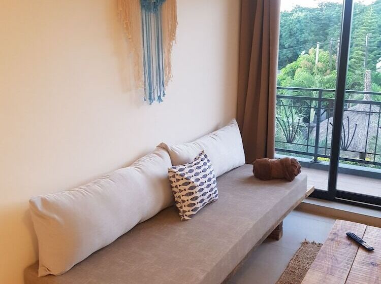 تختخواب و صبحانه Villas Rocher   Deluxe Suite 2a