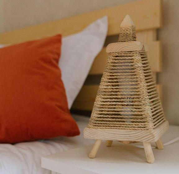 تختخواب و صبحانه Flo Surf Morocco