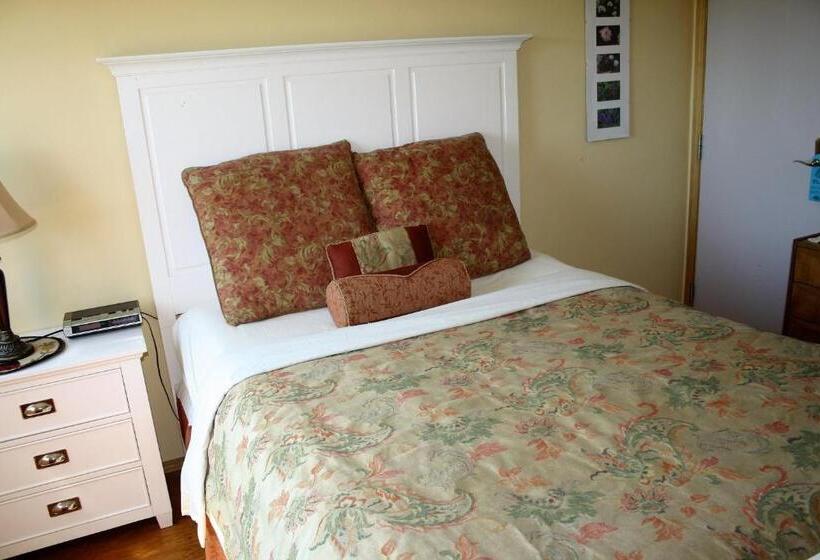 مبيت وإفطار Aurora Bayside Inn