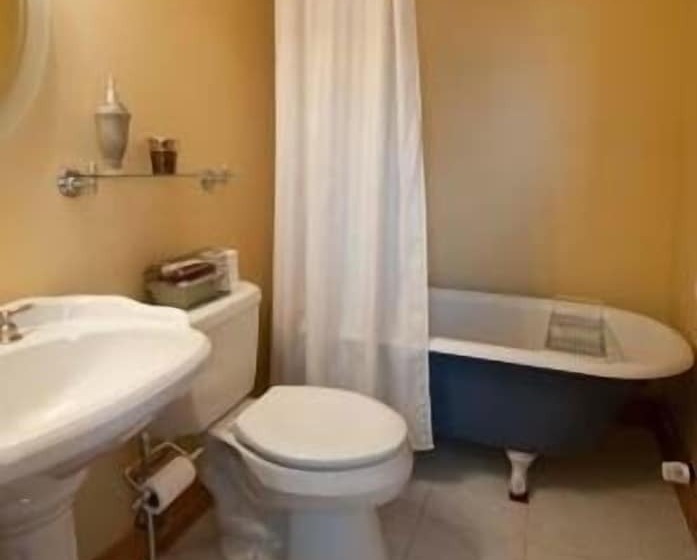 تختخواب و صبحانه Emilyville Inn