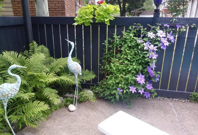 민박 Gîte Chez Baza