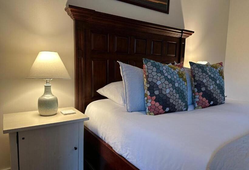 تختخواب و صبحانه Liahona Guest House
