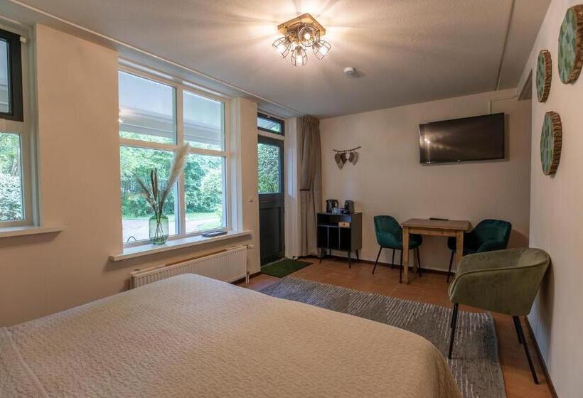 هتل Bed & Bos De 14 Sterren