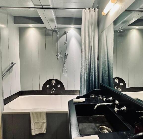 Suitehotel Posthoorn