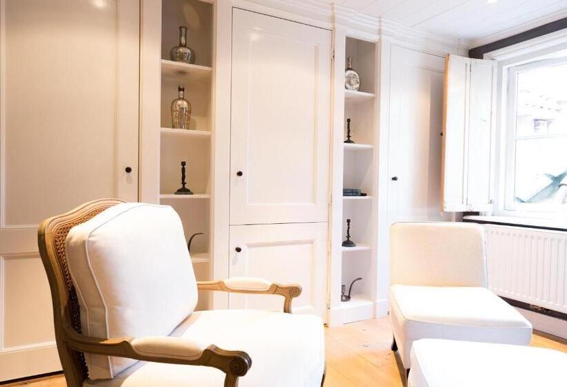 Suitehotel Posthoorn