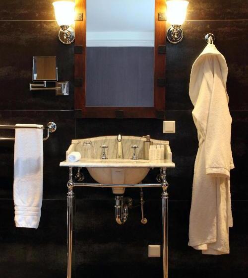 Suitehotel Posthoorn