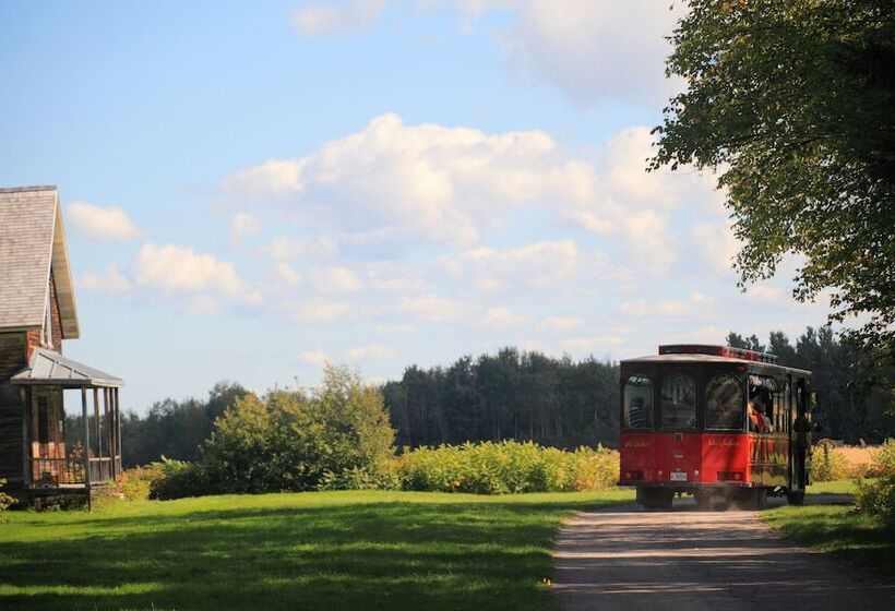 Отель Village Historique De Val Jalbert