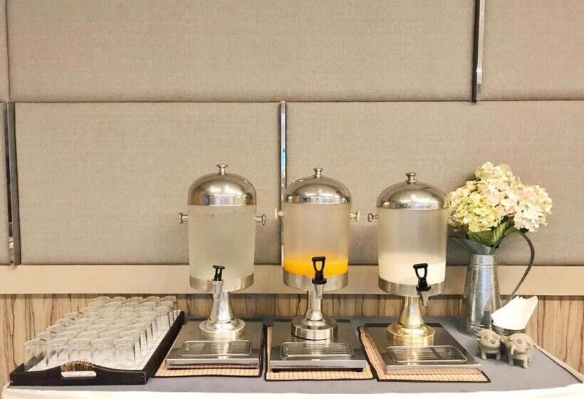 Clef Hotel Bangkok