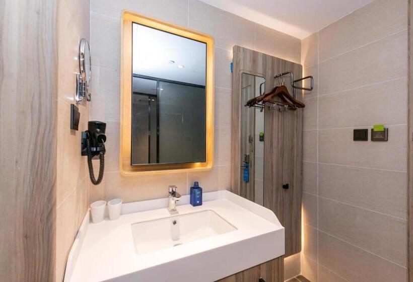 Hanting Premium Hotel Shanghai Jiuting Plaza