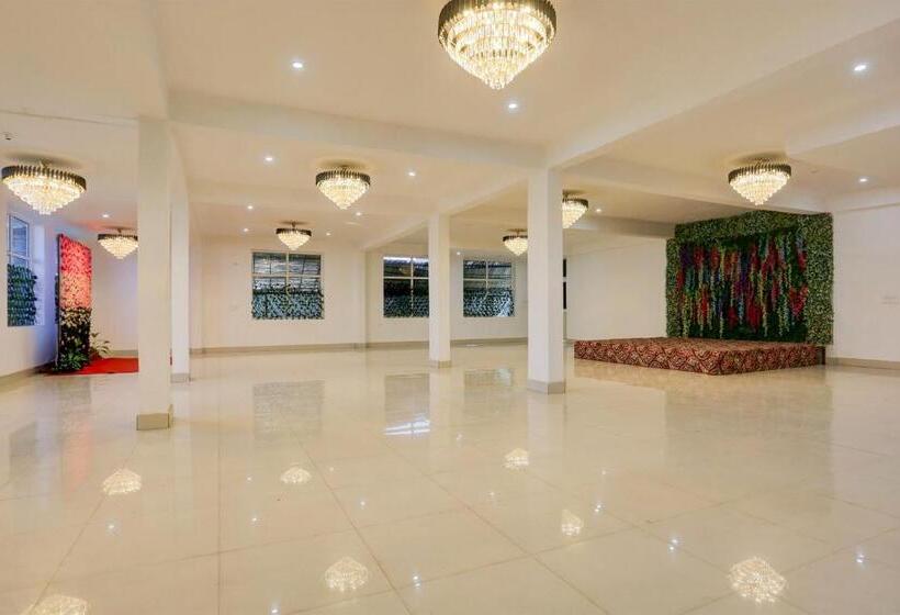 فندق Collection O The Grand Shalimar Residency