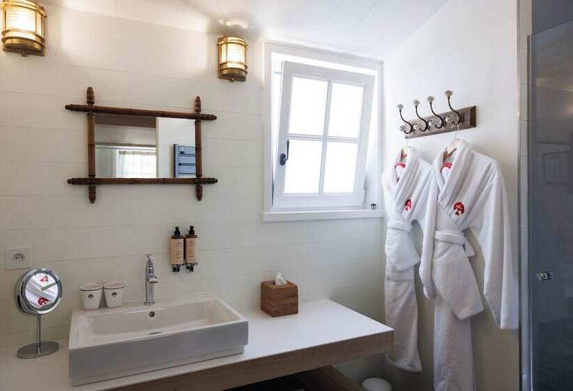 ホテル La Mission Hôtel & Spa   L île D Yeu