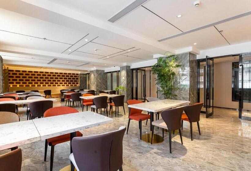 Starway Hotel Lanzhou West Passenger Station North Square
