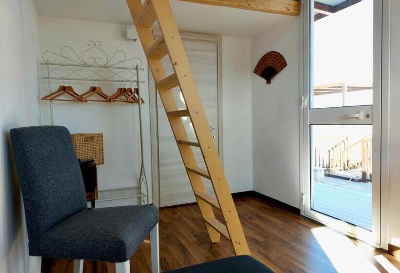 تختخواب و صبحانه Bnb Noto   Charming Tiny House