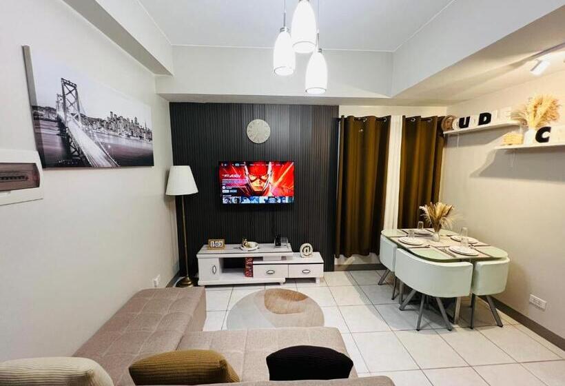 مبيت وإفطار The Cuddle Crib Staycation Cozy Quezon City