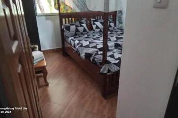 تختخواب و صبحانه Wellness Homestay