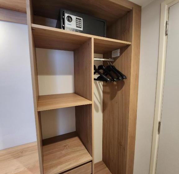 فندق Amerian Rio Cuarto Apart & Suites