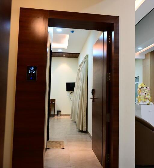ホテル Unnati Stay Inn