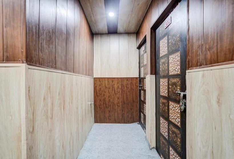 Oyo Hotel Aryawart Galaxy