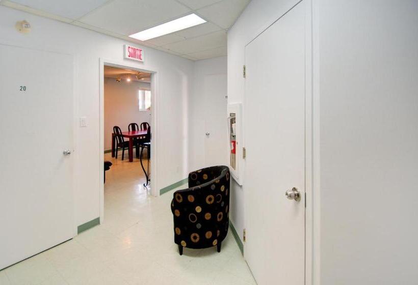 فندق صغير Les Dortoirs De L Espace Globetrotter