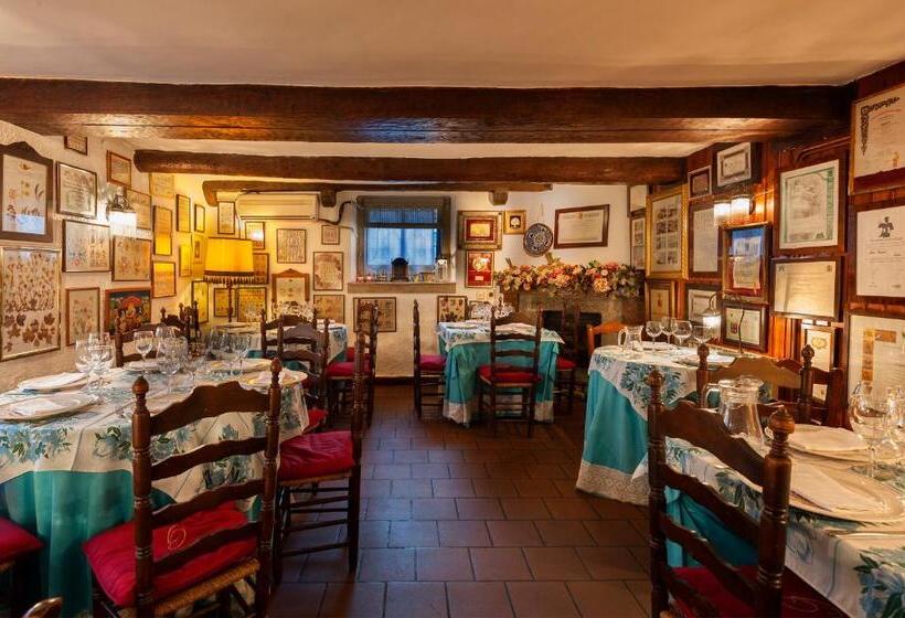 Пансион Hostal Casa Blasquico   Restaurante Gaby