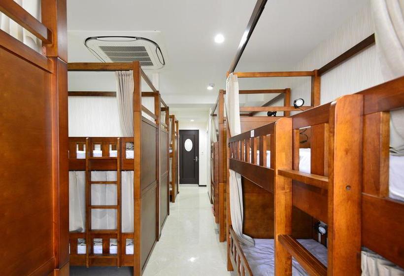 Sakura Hostel