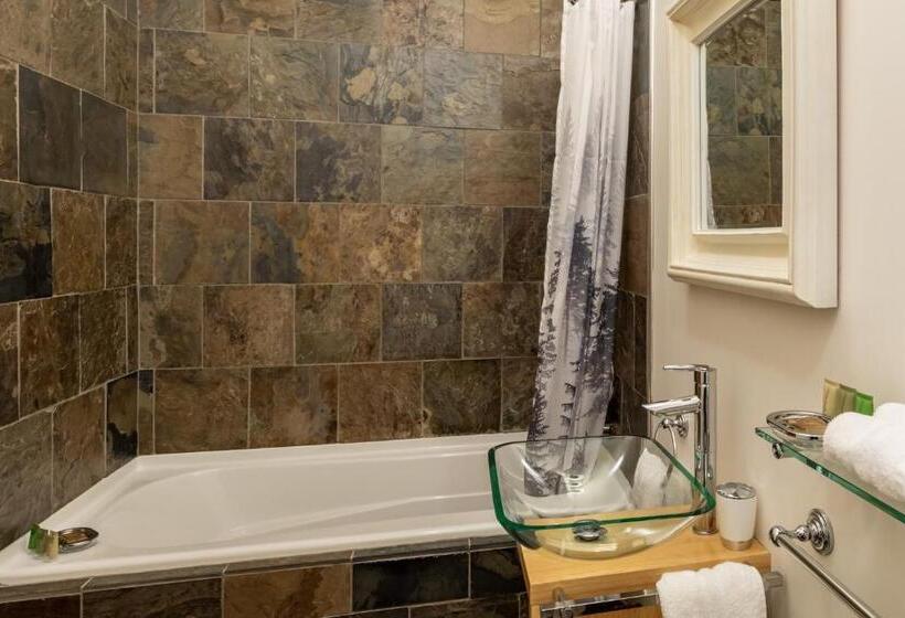 مبيت وإفطار Canyon Ridge Lodge