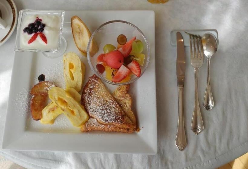 تختخواب و صبحانه Inn On Frederick