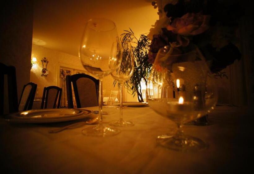 تختخواب و صبحانه Inn On Frederick