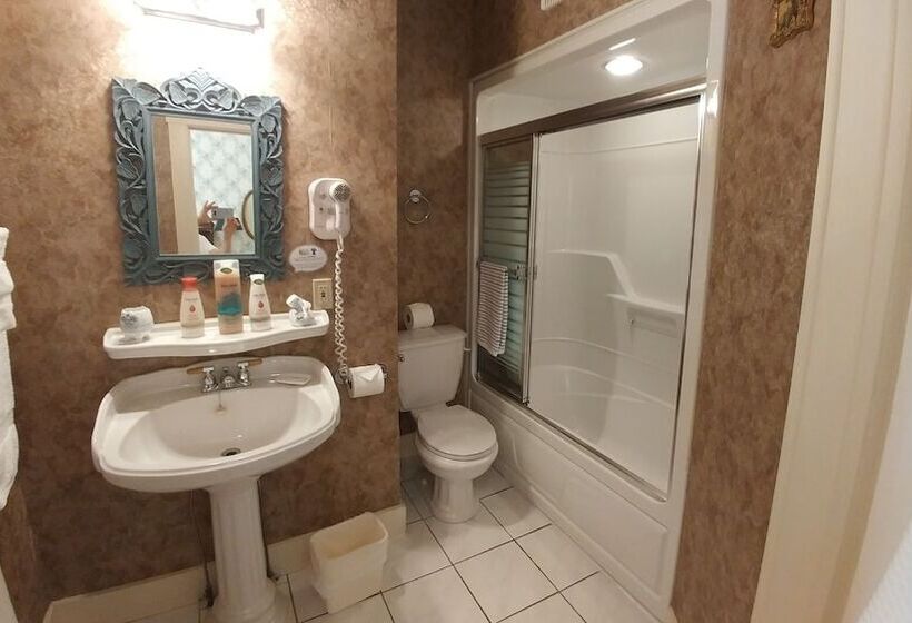 تختخواب و صبحانه Inn On Frederick