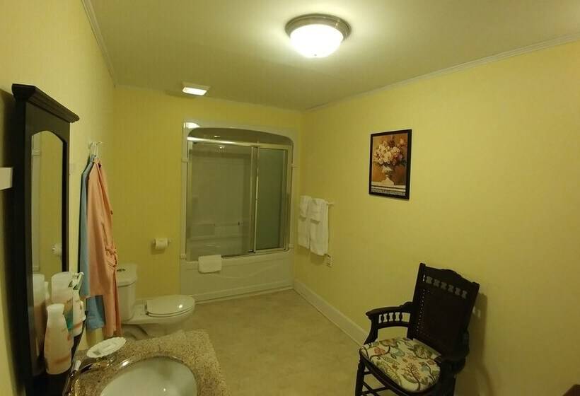 تختخواب و صبحانه Inn On Frederick