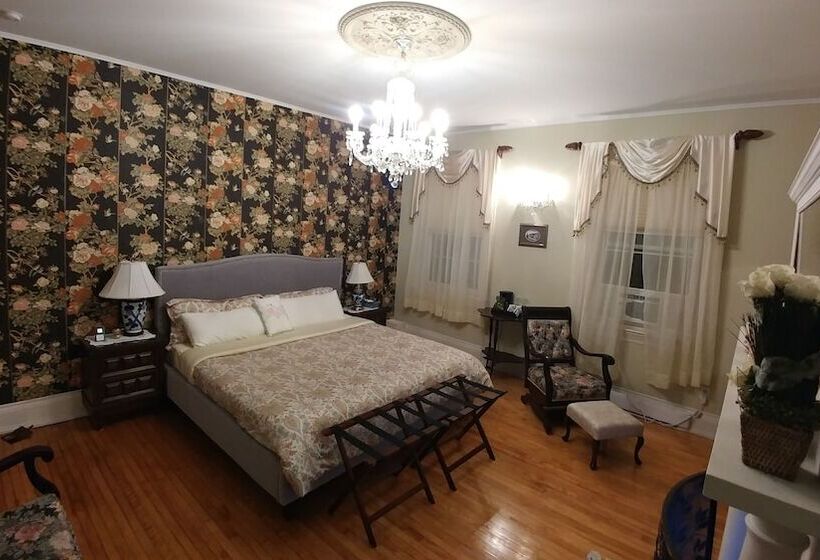 تختخواب و صبحانه Inn On Frederick