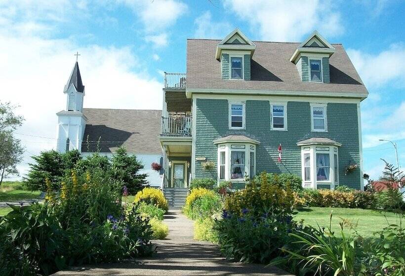 צימר Louisbourg Heritage House
