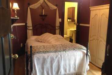 تختخواب و صبحانه Maison Mckenzie House