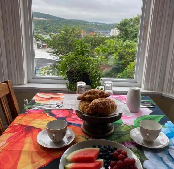 مبيت وإفطار The Roses Heritage Inn