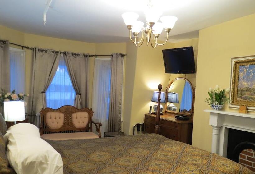 مبيت وإفطار The Roses Heritage Inn