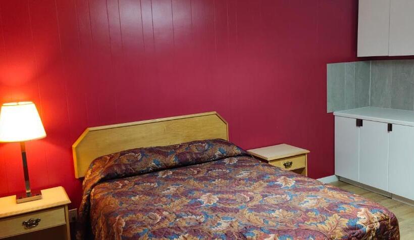 Gold Pan Motel