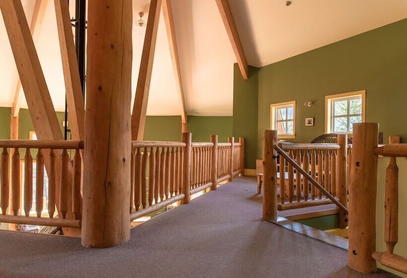 Hi Banff Alpine Centre   Hostel