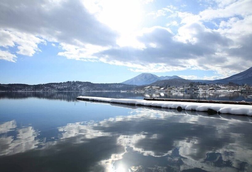 هتل Nojiri Lake Resort