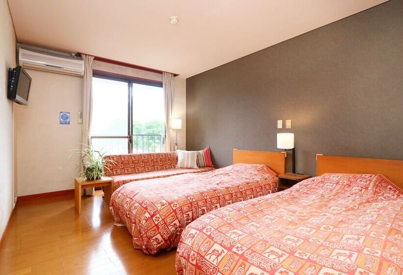 Отель & Restaurant Yesterday